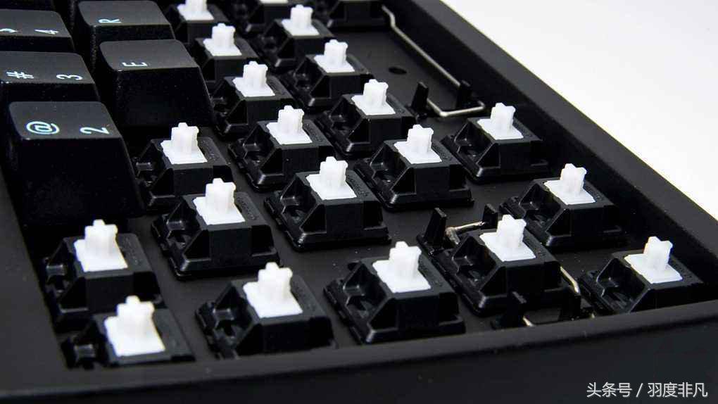 选购键盘时需要注意哪些,选机械键盘无线
