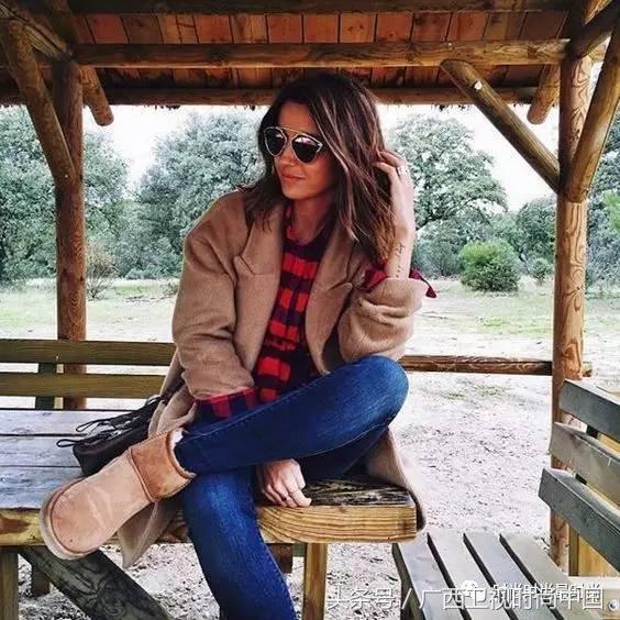 冬天太冷穿雪地靴又不好看,雪地靴怎么过寒冬