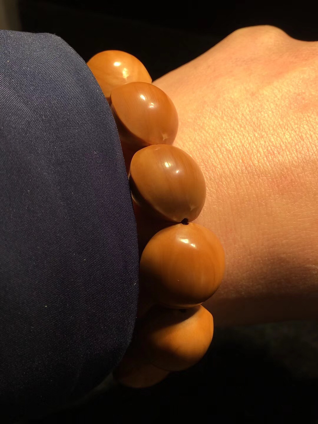 橄榄核手串如何保养,橄榄核保养的方法