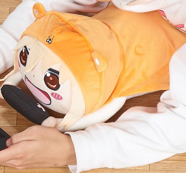 企鹅娘吐槽：日本女COSER竟然两天赚了1000万！