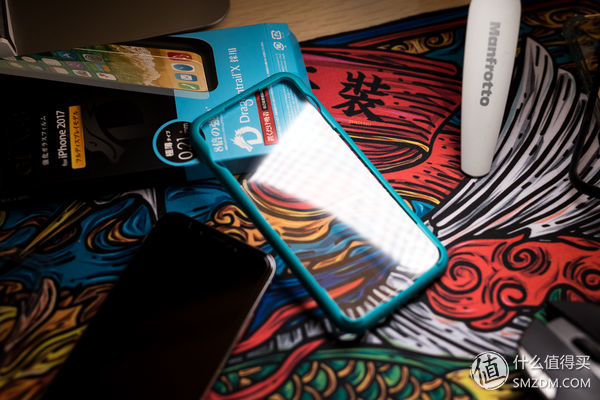 如何正确的给手机贴膜,怎么给手机贴膜全步骤