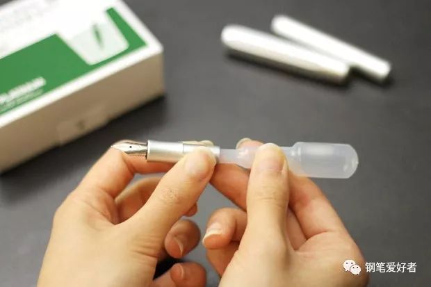 钢笔清洗窍门,钢笔清洗