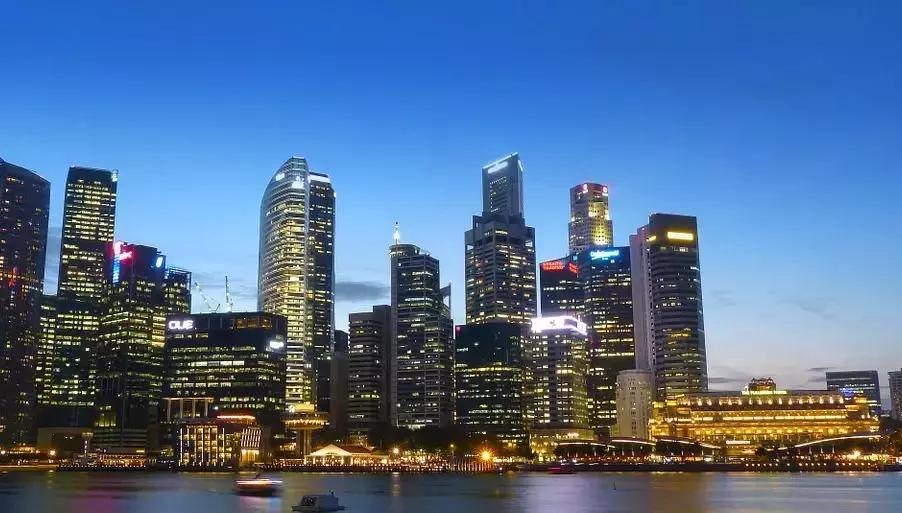 旅游达人带货为啥比官方的贵,新加坡旅游值得买东西