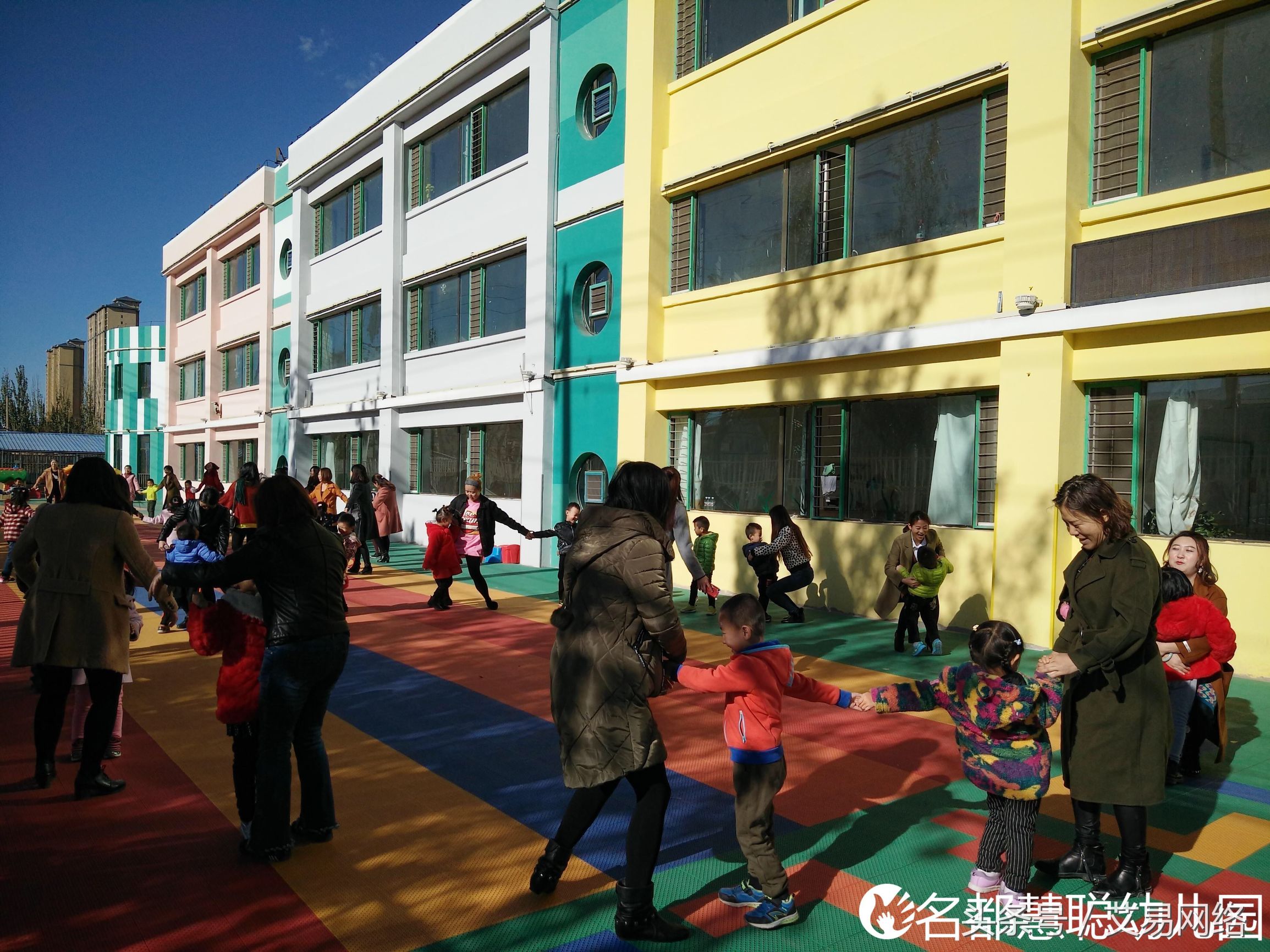 激发孩子创造力的活动,幼儿园陶艺课程培训