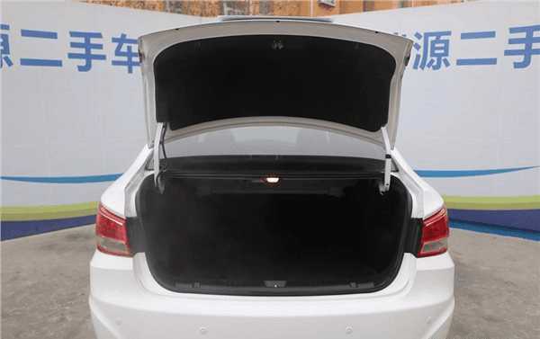 2015海马福美来现在多少钱,新款海马福美来整备质量是多少