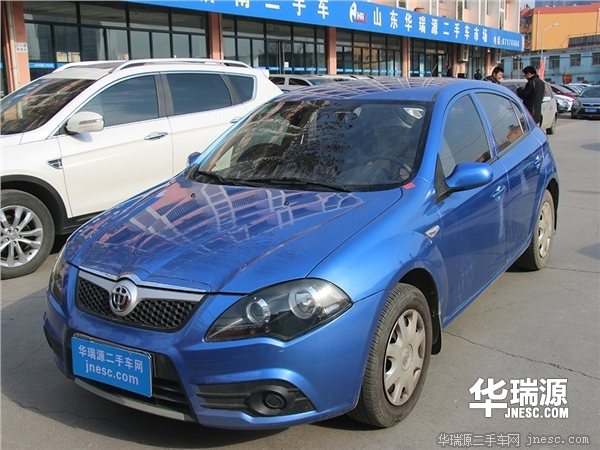 1万元左右推荐练手车,1万左右新手代步买什么车