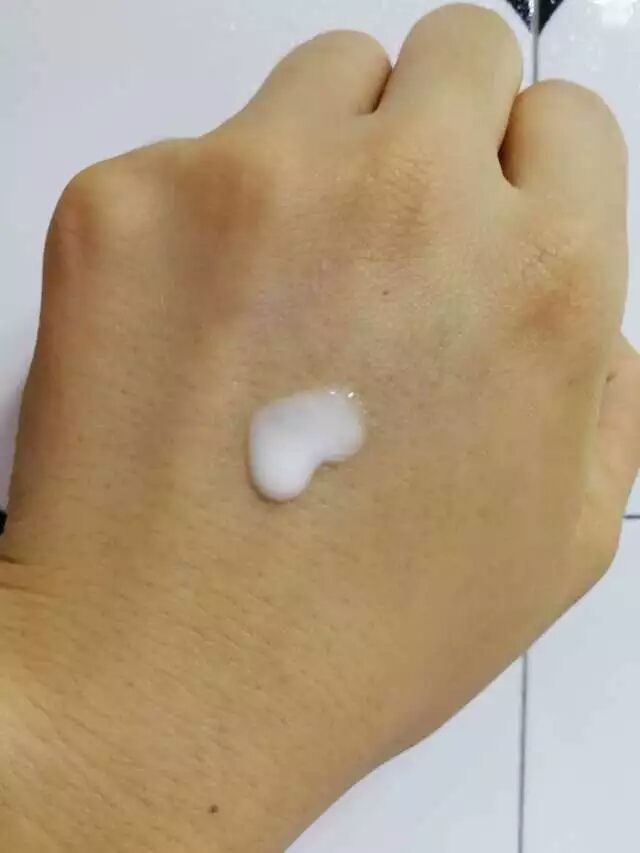 皮肤干燥起皮怎么科学护肤,起皮干燥用什么护肤最好