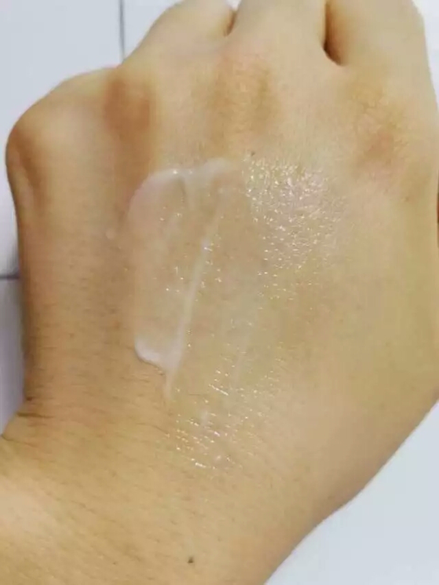 皮肤干燥起皮怎么科学护肤,起皮干燥用什么护肤最好