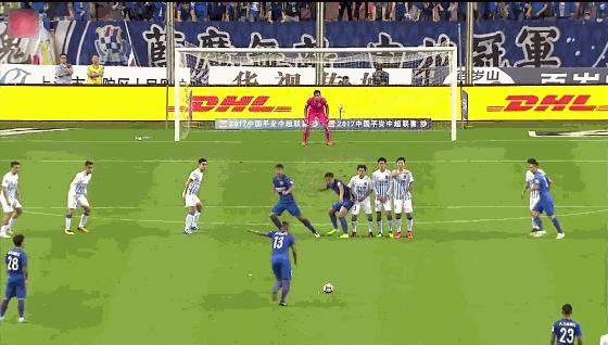 中国足坛2017最精彩进球,任桂辛半场吊射,叶尔凡倒钩一球成名