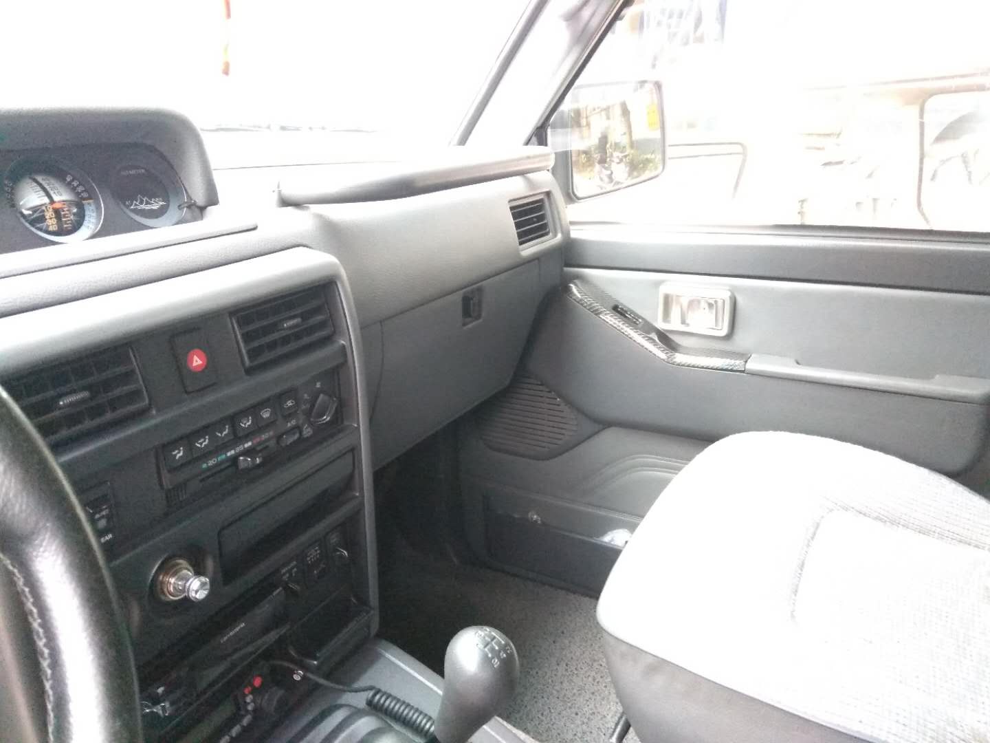 老大爷一个人的视频,运良途乐y60翻新