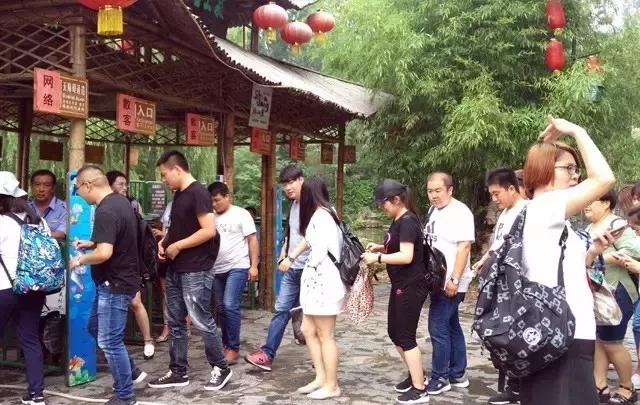 一群人一条心共同为一件事而奋斗,一群人一条心一件事励志文案