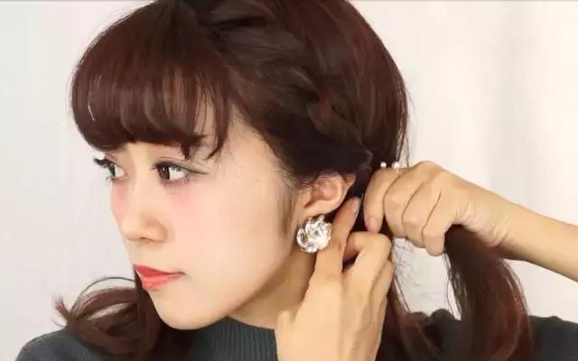 冬季帽子搭配短发小技巧,冬季帽子搭配发型