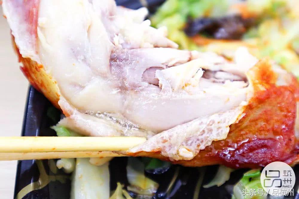 爷竟被这便利店的奥尔良鸡腿饭和大排面种草，药妆种类堪比海淘！