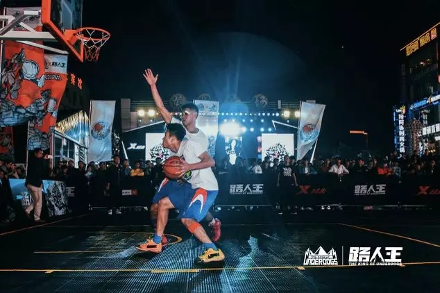 “终于轮到我了，我是融资6.18亿的虎扑，JRs有什么想问的？”