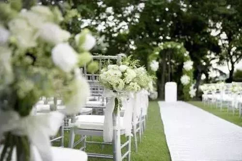 宋慧乔婚礼手捧花铃兰花价格惊人,宋慧乔婚礼手捧花是什么花