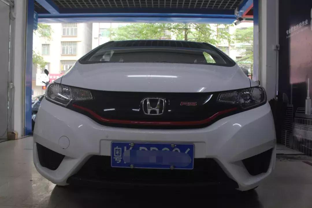 中山四代飞度大灯改装氙气透镜,2023款本田飞度大灯改装