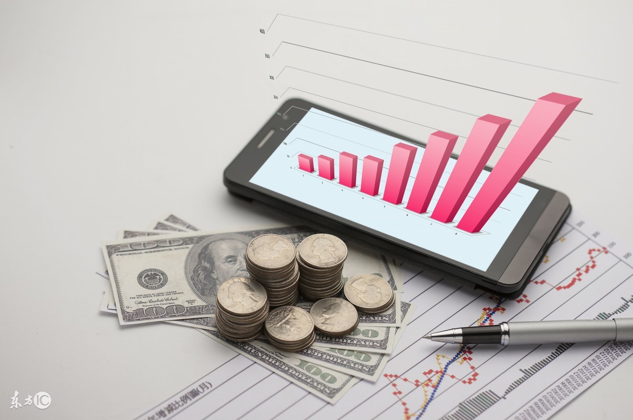 自媒体低谷期做什么赚钱,多大勇气才能做自媒体赚钱