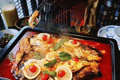 烤鱼界扛把子脆皮豆花烤鱼,烤鱼界扛把子