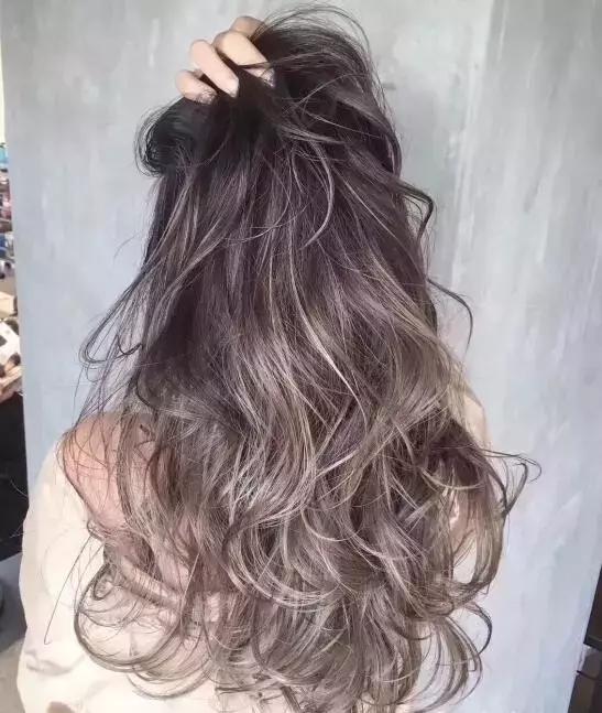 换个发型过年？远离大妈卷！盘点武汉有腔调的发型造型店！