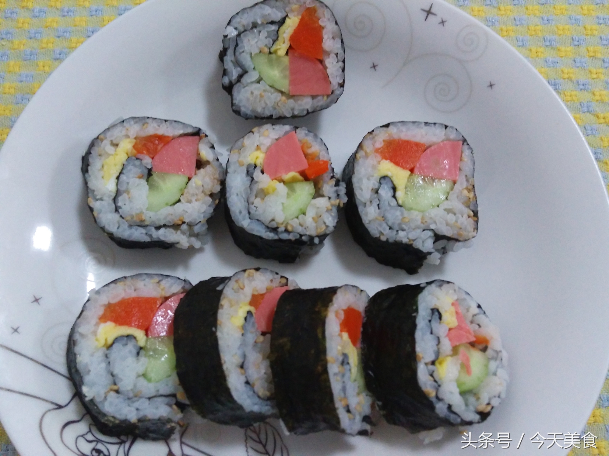 寿司和紫菜包饭别傻傻分不清，教大家怎么做紫菜包饭，好吃又营养