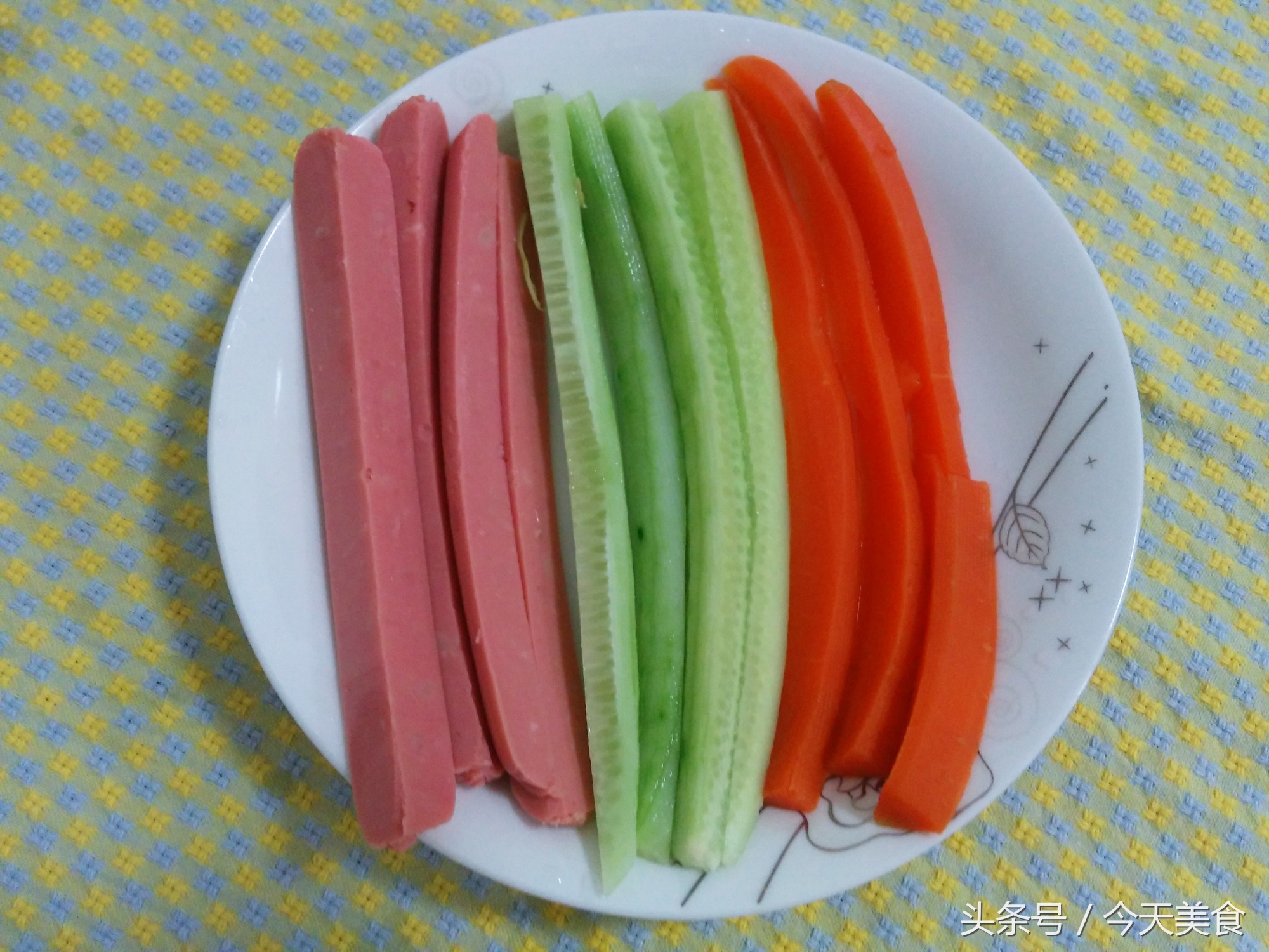 寿司和紫菜包饭别傻傻分不清，教大家怎么做紫菜包饭，好吃又营养