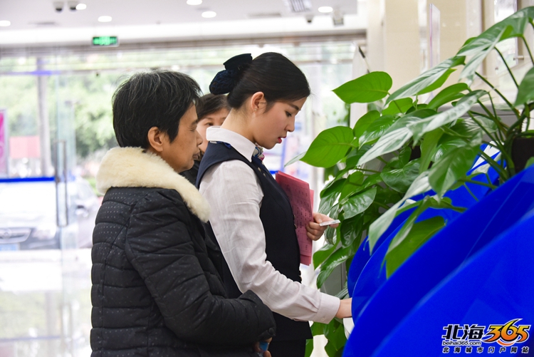 「北海女性」这个女孩不简单！23岁当经理，美丽却不娇气！