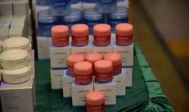 暗访香港化妆品假货供应市场,香港化妆品假货最新新闻