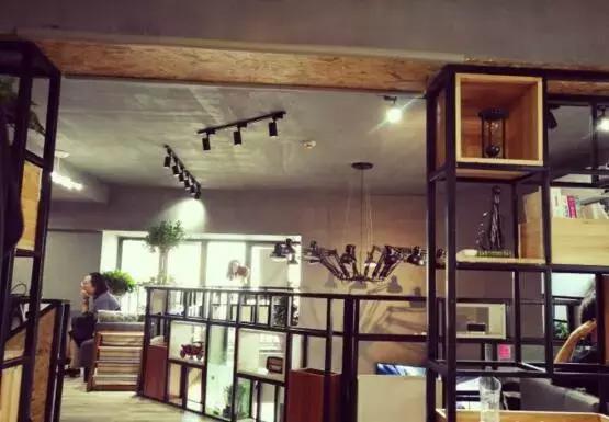 换个发型过年？远离大妈卷！盘点武汉有腔调的发型造型店！