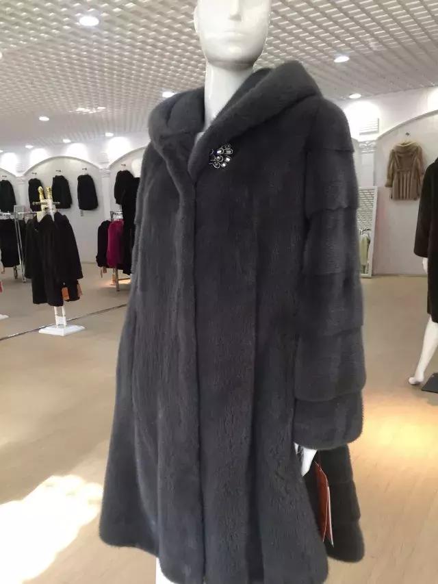 真假皮草的鉴别方法,怎样鉴别皮草的真假