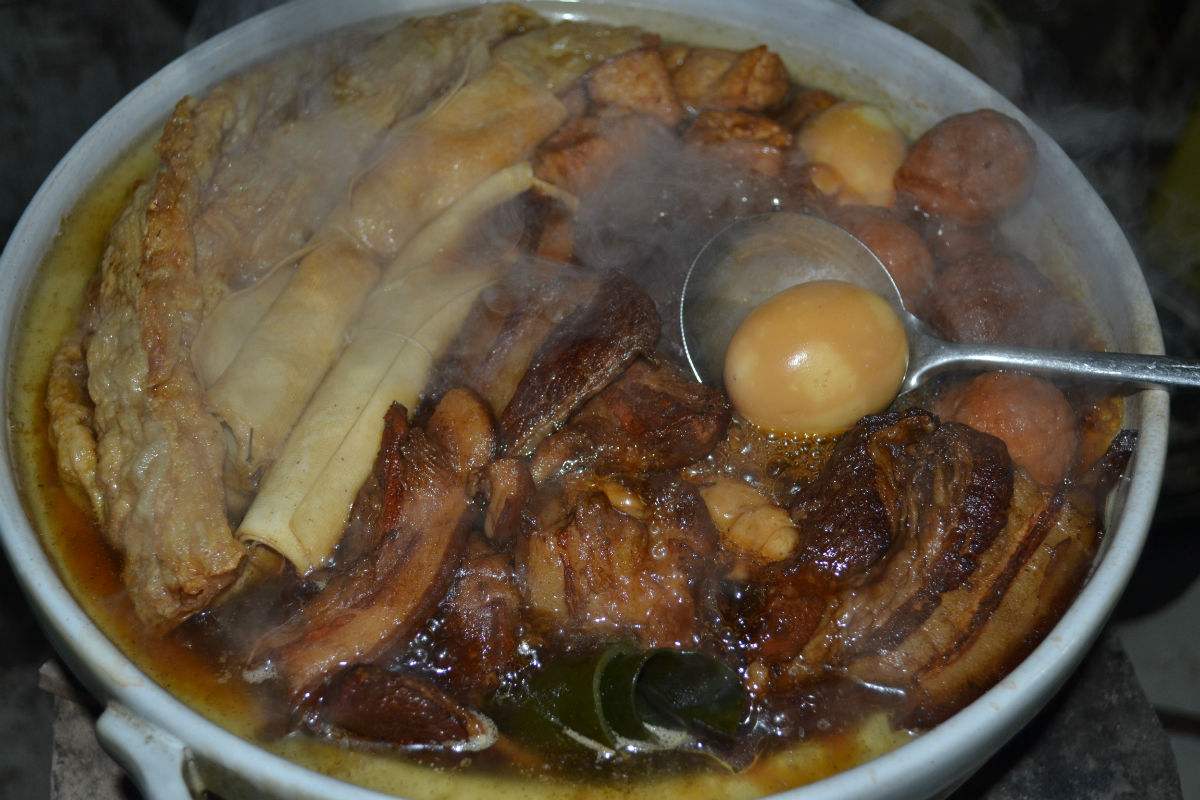 你吃过山东济宁的甏肉干饭吗,济宁名吃甏肉干饭牛肉板面套餐