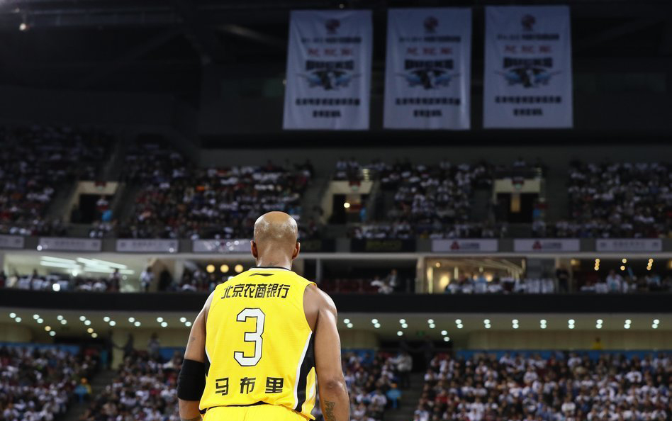 马布里到底给北控带来了什么,为什么马布里对北控影响力这么大