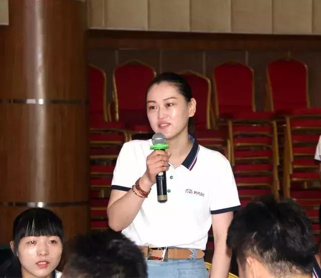 一群人一条心共同为一件事而奋斗,一群人一条心一件事励志文案