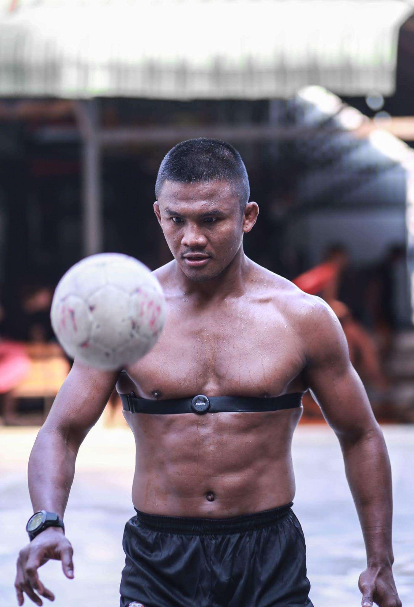 播求一龙三番战现场直播,一龙战播求最新比赛视频