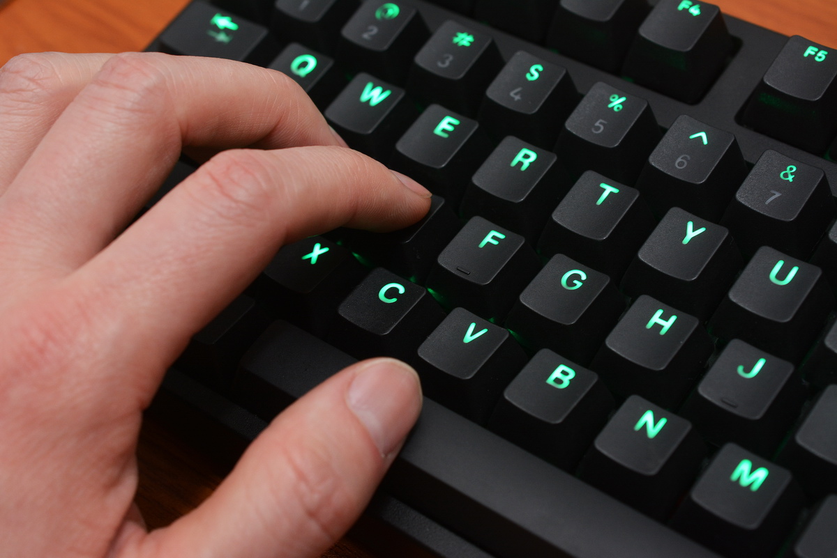 富勒键盘青轴,富勒键盘酷冷烈焰青轴