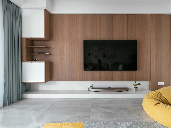 南昌新地阿尔法一期,家有一老一小