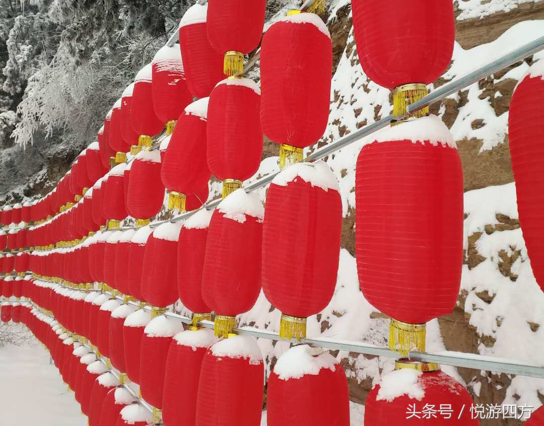 逛大集买年货过大年,雪乡的年货大街红红火火