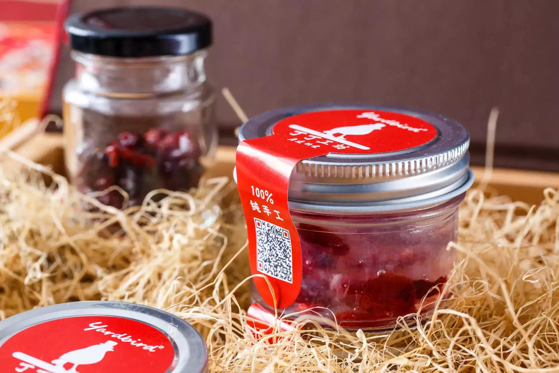 火了，全天津美女都在吃他做的燕窝，价格亲民不傲娇！月销3000份