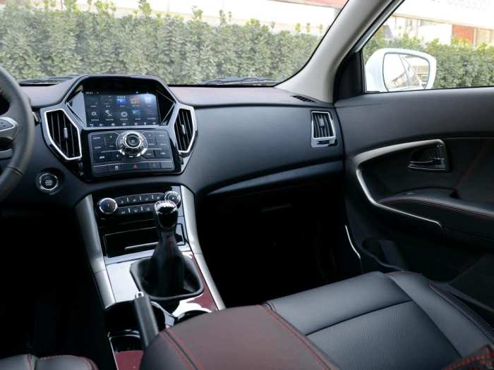 最推荐1.5t的suv,最厚道的家用suv配全尺寸轮胎