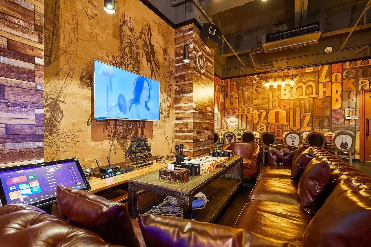 周末别墅轰趴,成都适合10-15人聚会的别墅轰趴