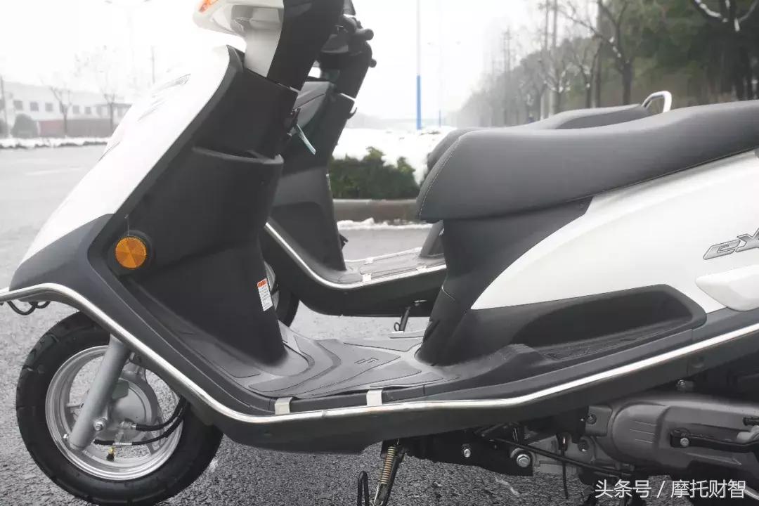 铃木瑞梦125新款和老款区别,铃木瑞梦6980元