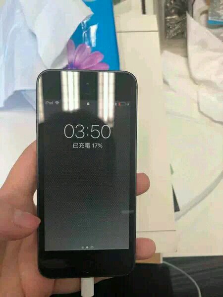 7吧网友700元钱买了个苹果itouch632g赚了还是亏了