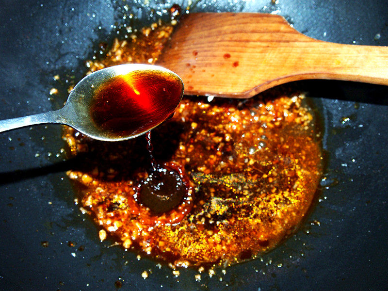 正宗铁板鱿鱼制作方法视频,自制铁板鱿鱼酱料的做法