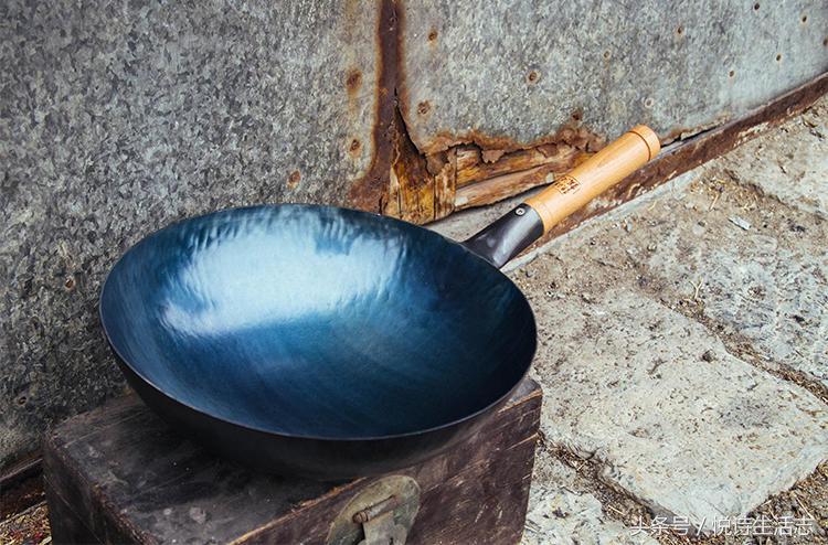 原生态手工铁锅健康炒菜锅,传统铁锅制作