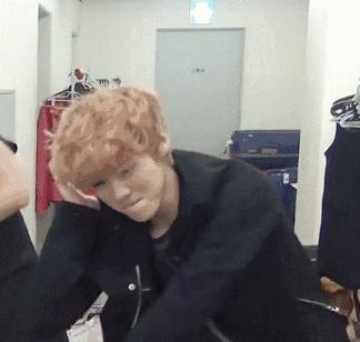 鹿晗为什么当红已成过去式,鹿晗27岁生日视频