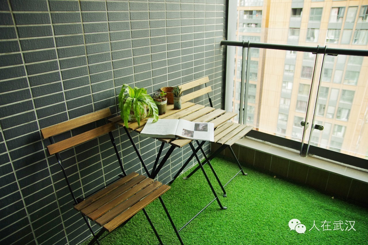 狂爱SPA的90后美女和她的精油王国