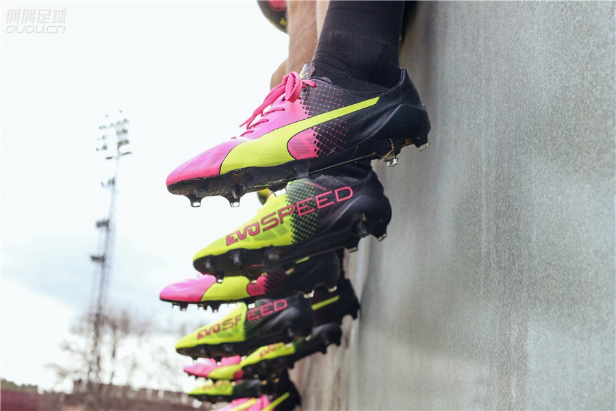 puma新配色ultra1.4足球鞋曝光,puma足球鞋新款什么时候出