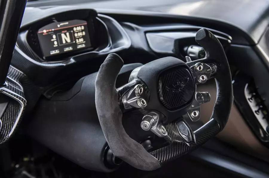 车闻联播安全车出来！别出来！