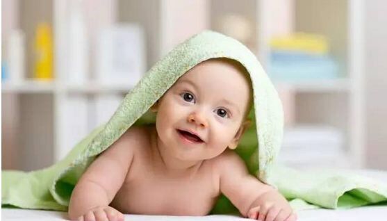 婴儿脖子出汗淹脖子怎么办,宝宝淹脖子严重会怎样