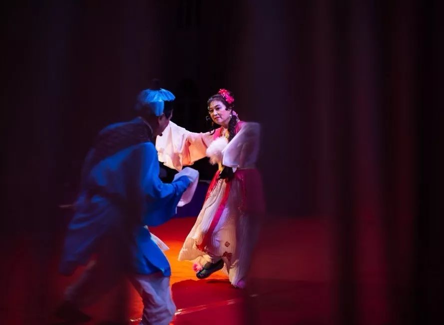 黄冈，这里不只有学霸和试卷