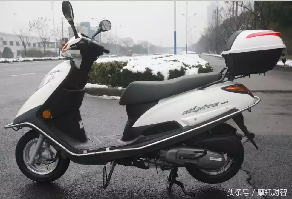 铃木瑞梦125新款和老款区别,铃木瑞梦6980元